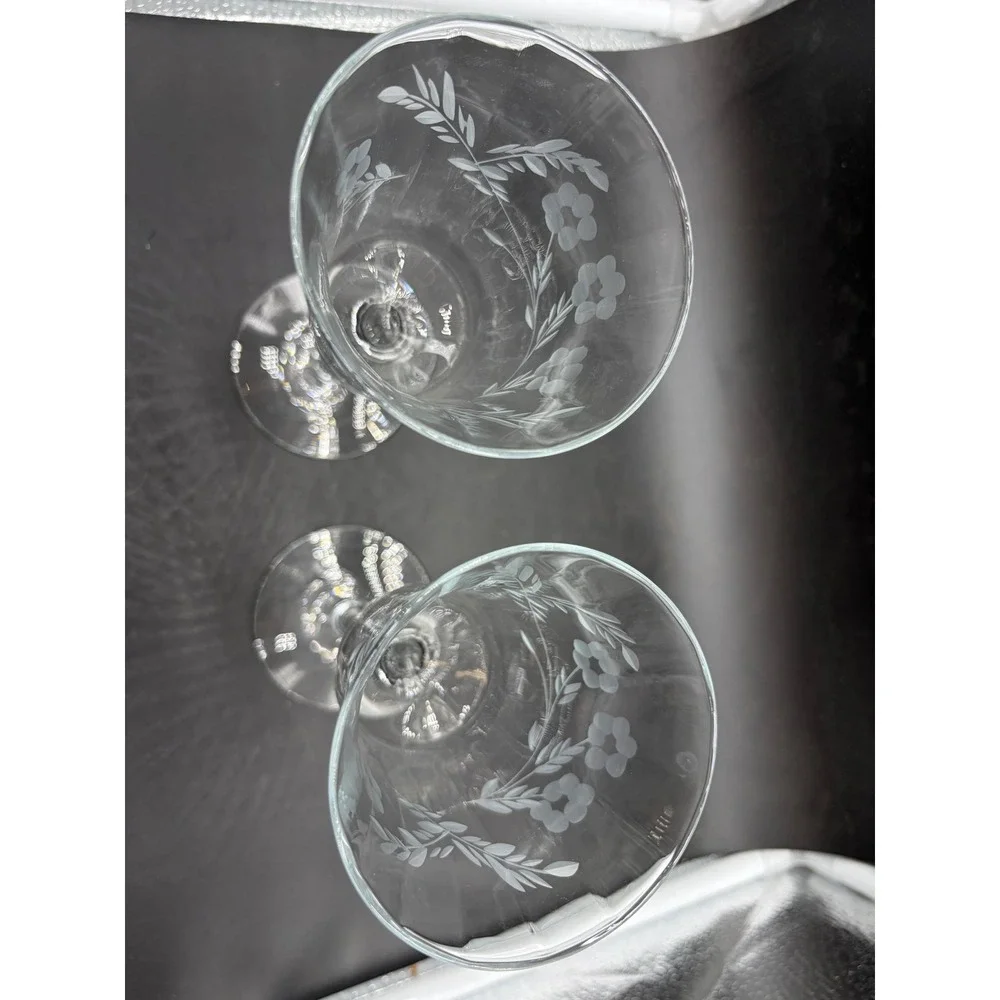 Vintage Etched Floral Crystal Wine Glasses‎ Set of 2 Clear Stemware Leaf Pattern
